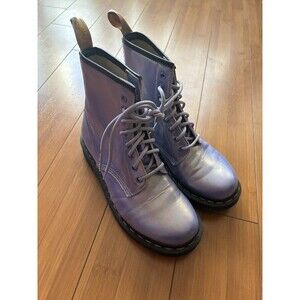 Dr. Doc Martens Metallic Iridescent Pastel Lilac Purple Lace Up Boots 8